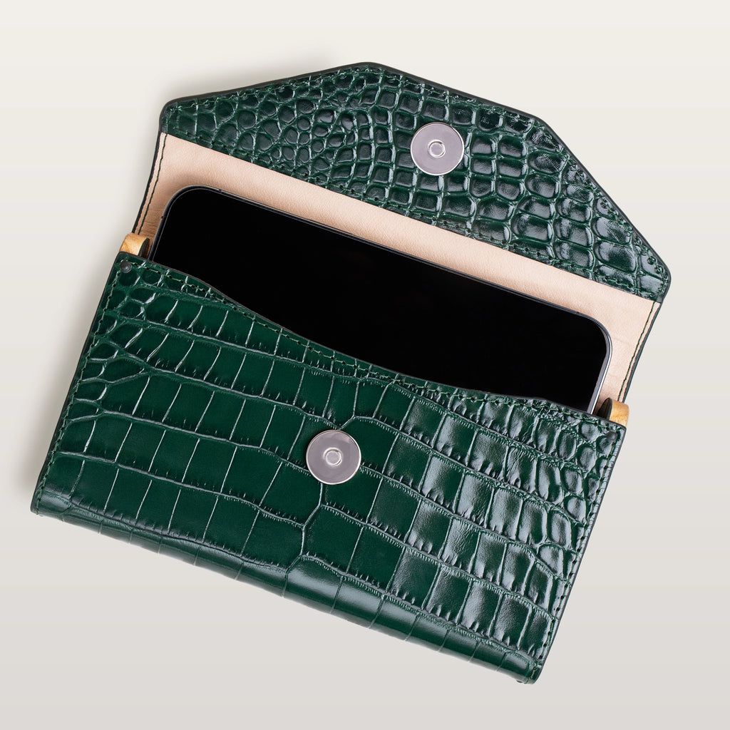 Essence Emerald Green Croco